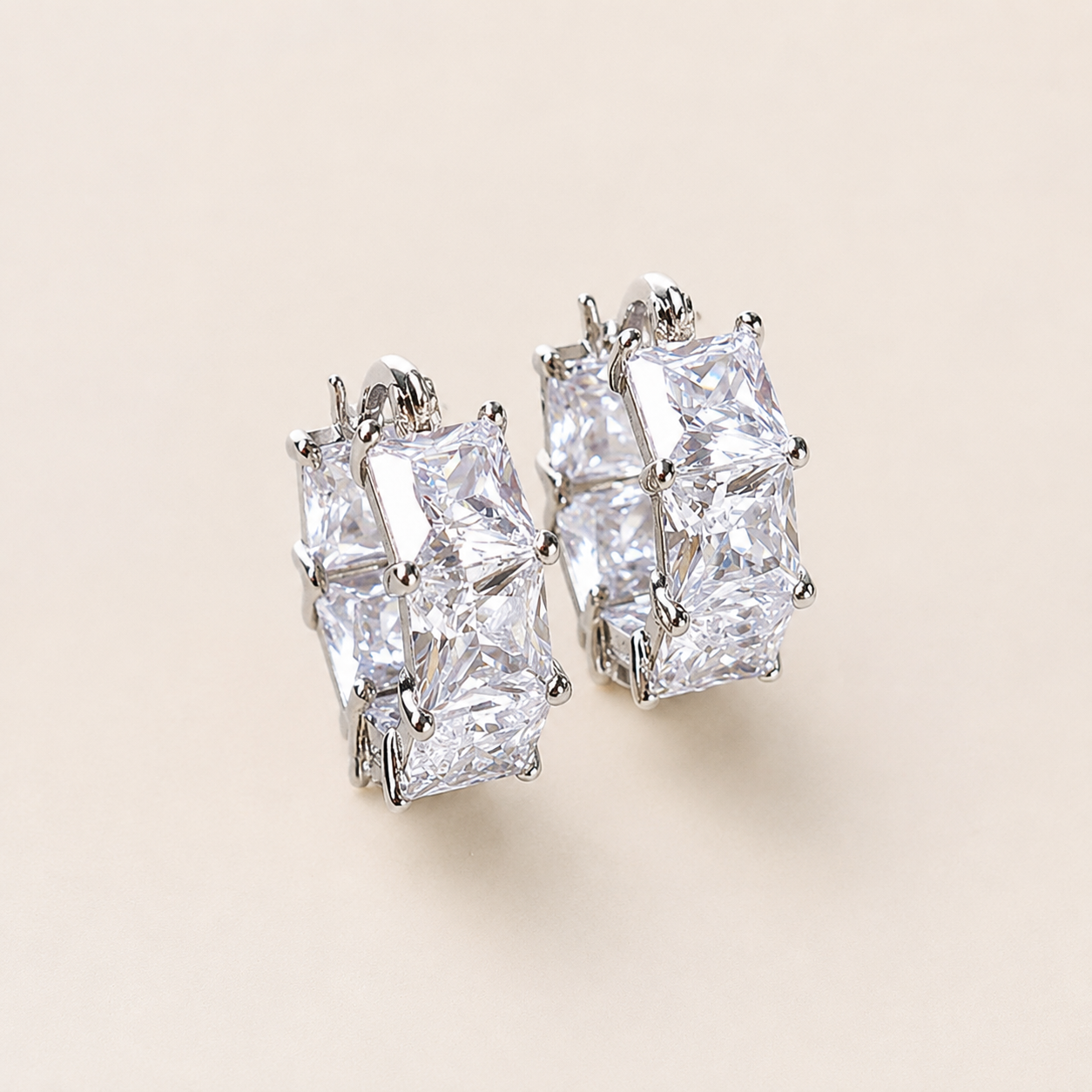 BOUCLES D'OREILLES ÉTOILE BLANCHE Mavi collection